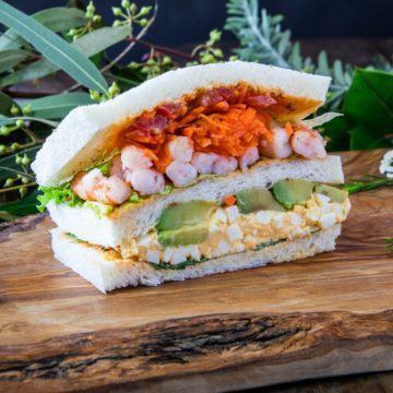 SANDO×SANDO　自治医大駅前